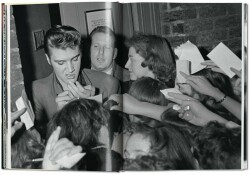 Alfred Wertheimer. Elvis and the Birth of Rock and Roll - Robert Santelli - 3