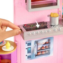 Barbie'nin Muhteşem Restoranı Oyun Seti GXY72 - 6