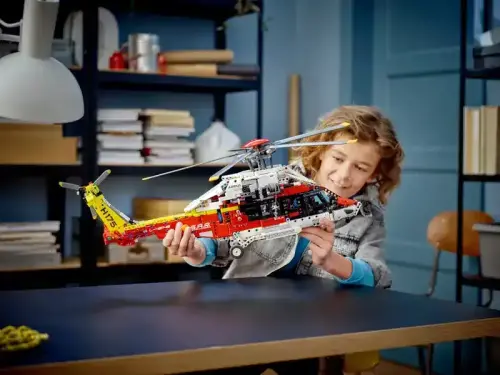 Lego Technic Airbus H175 Kurtarma Helikopteri 42145 - 9