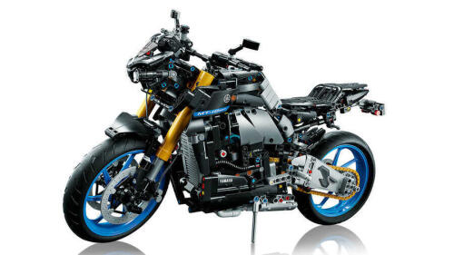 LEGO Technic Yamaha MT-10 SP 42159 - 6