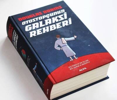 Otostopçunun Galaksi Rehberi-5 Kitap Bir Arada - Douglas Adams - 2